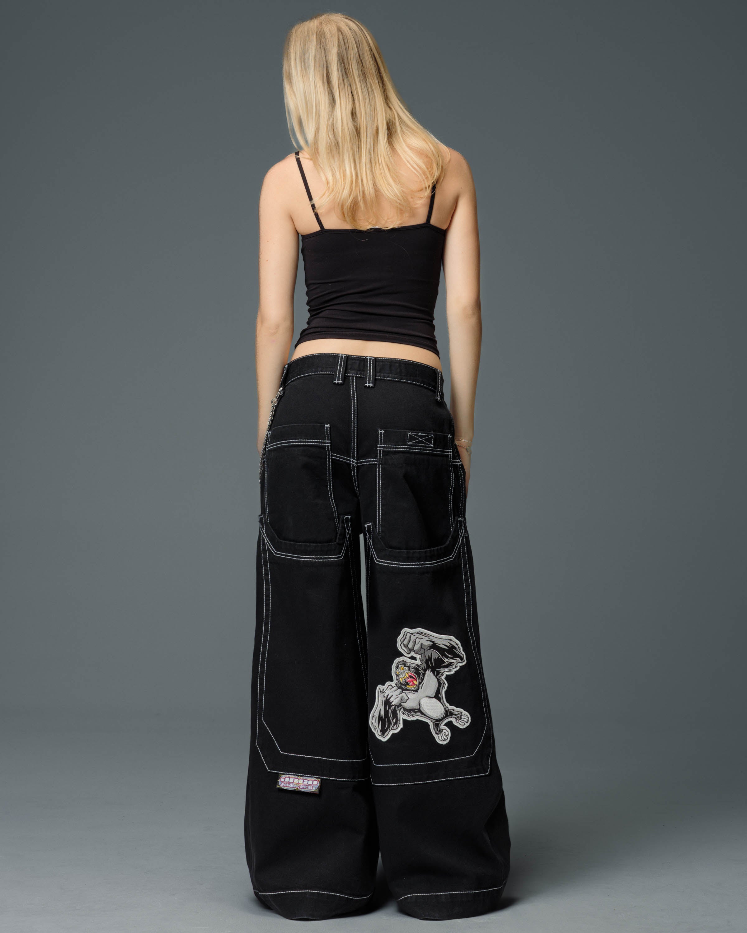 W Silverback. 32". Jet Black. - Image 7