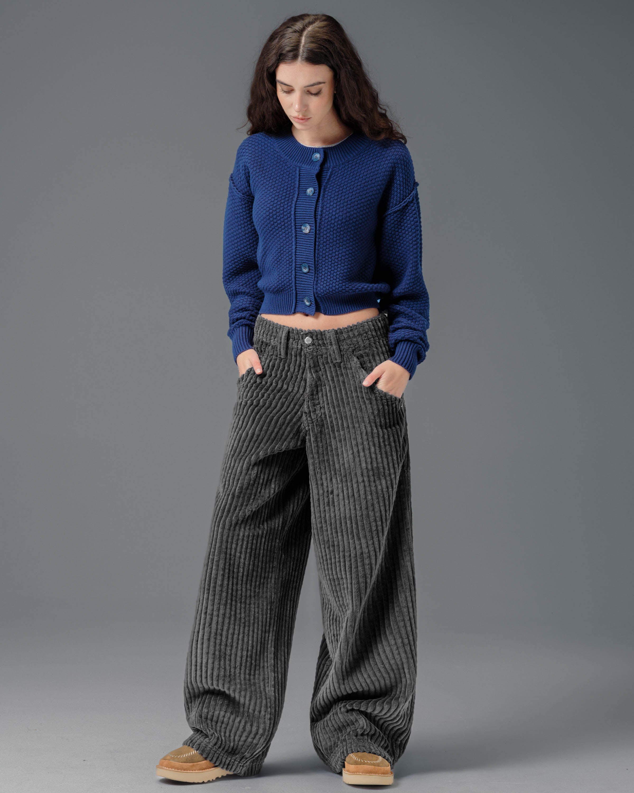 W Wizard. 24". 2 Wale Corduroy. Magnet. - Image 3